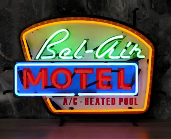 Bel Air Motel neon publicitaire en verre