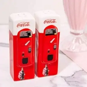 Shaker sel poivre frigo vendo coca-cola soda americain