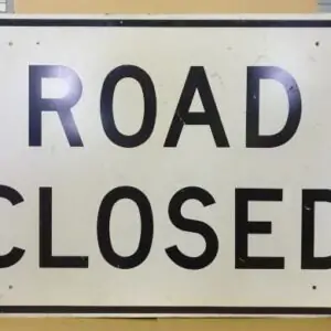 Panneau routier americain Road Closed