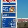 Enseigne de station service Exxon