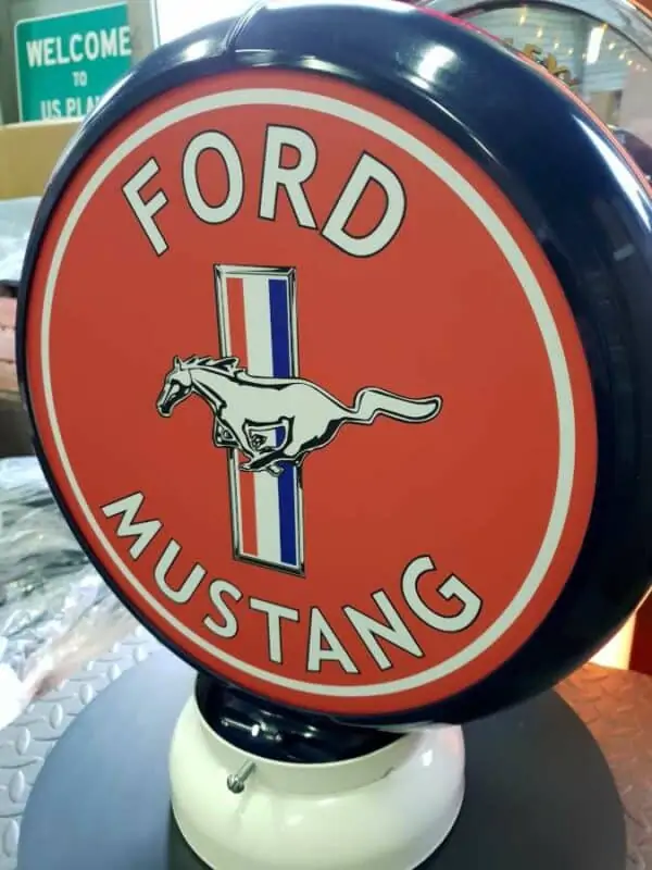 Globe de pompe a essence_Ford Mustang