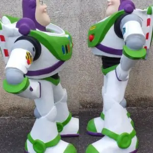Statue De Buzz L Eclair Du Dessin Anime Toy Story Buzz Lightyear 1