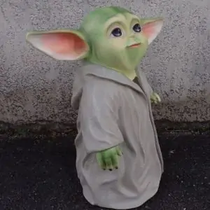 Statue de Bébé Yoda Le jeune Jedi de la série Le Mandalorian