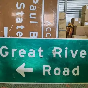 panneau de signalisation routiere americain great river road hole bullet 215cmx92cm