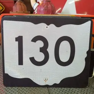panneau de signalisation routiere americain road state 130 couleur noire 76x61cm 1