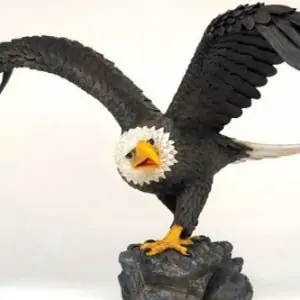 aigle americain sur un rocher st 2619 statue grandeur nature en resine et fibre de verre statue taille reelle