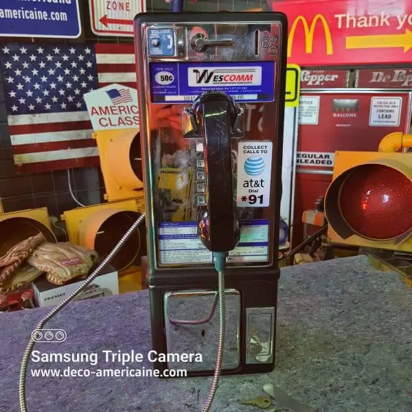 téléphone payphone américain de rue avec monnayeur et stickers originaux