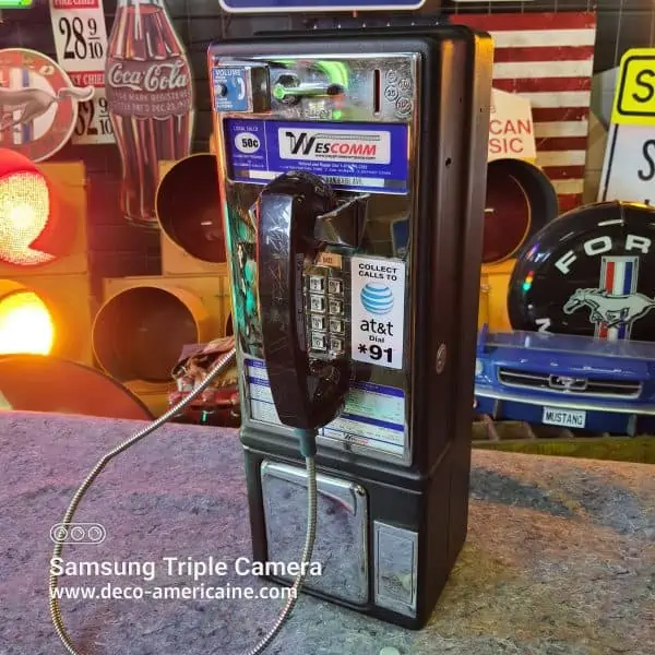 téléphone payphone américain de rue avec monnayeur et stickers originaux
