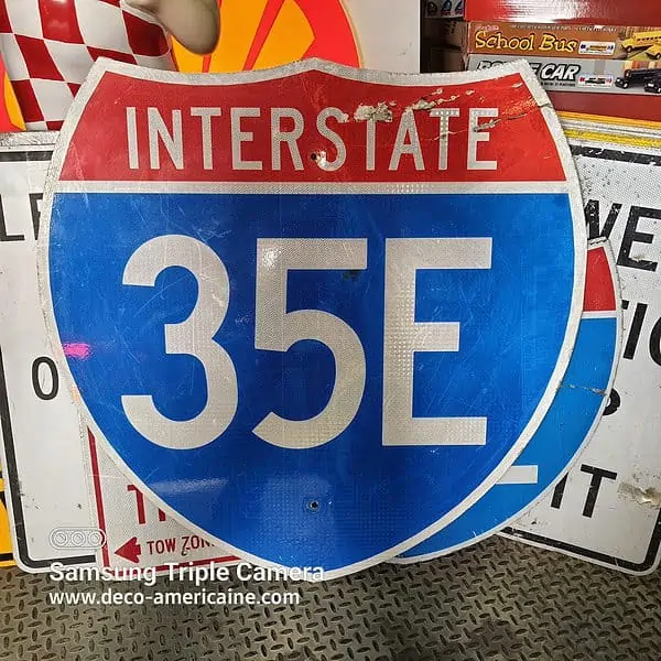 panneaux de direction des autoroutes américaines interstate highway texas 35e