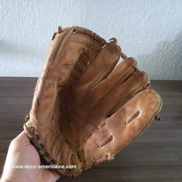 gant de baseball "epenfeld" vintage en cuir avec sa balle "officielle" (copie)