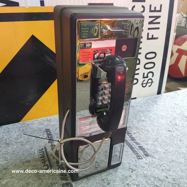 téléphone payphone américain de rue avec monnayeur et stickers w