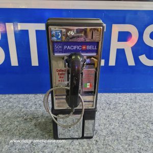 téléphone payphone américain de rue avec monnayeur et stickers 10