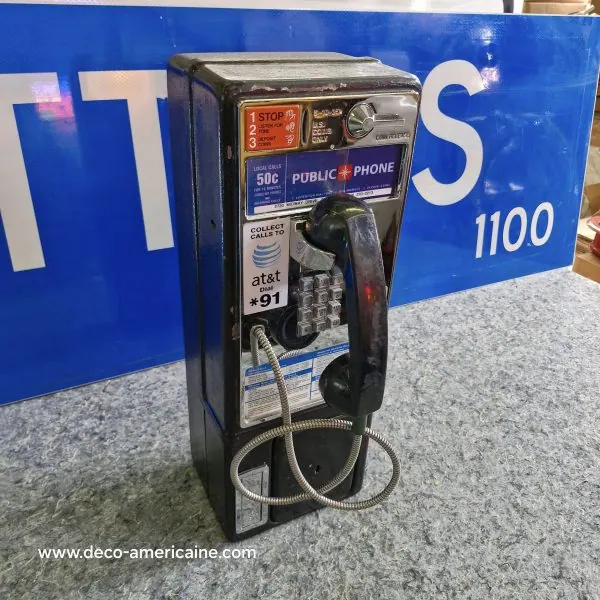 téléphone payphone américain de rue avec monnayeur et stickers (copie)