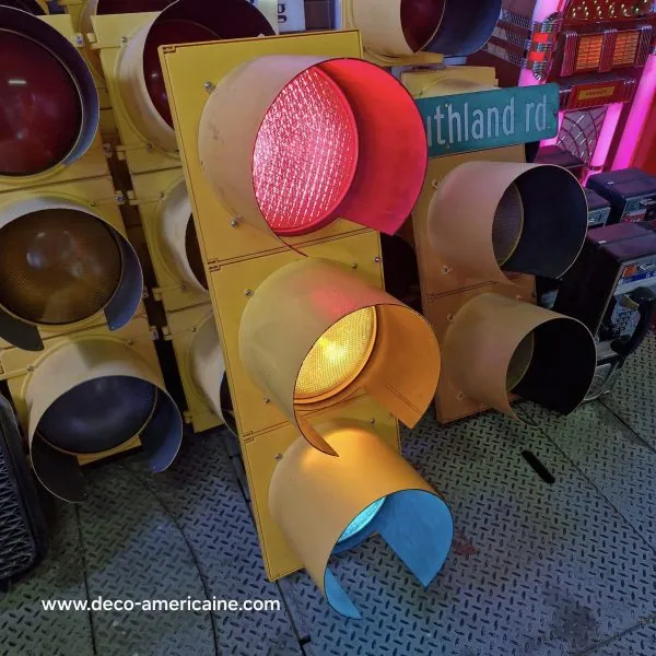 feu tricolore américain à 3 voies avec câblé 110cm jaune (copie)